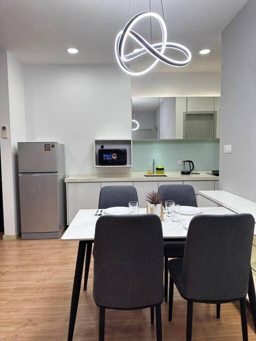 Ins Family Couple Cozy 2 Bedroom Suites *