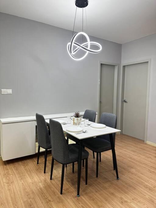 Ins Family Couple Cozy 2 Bedroom Suites